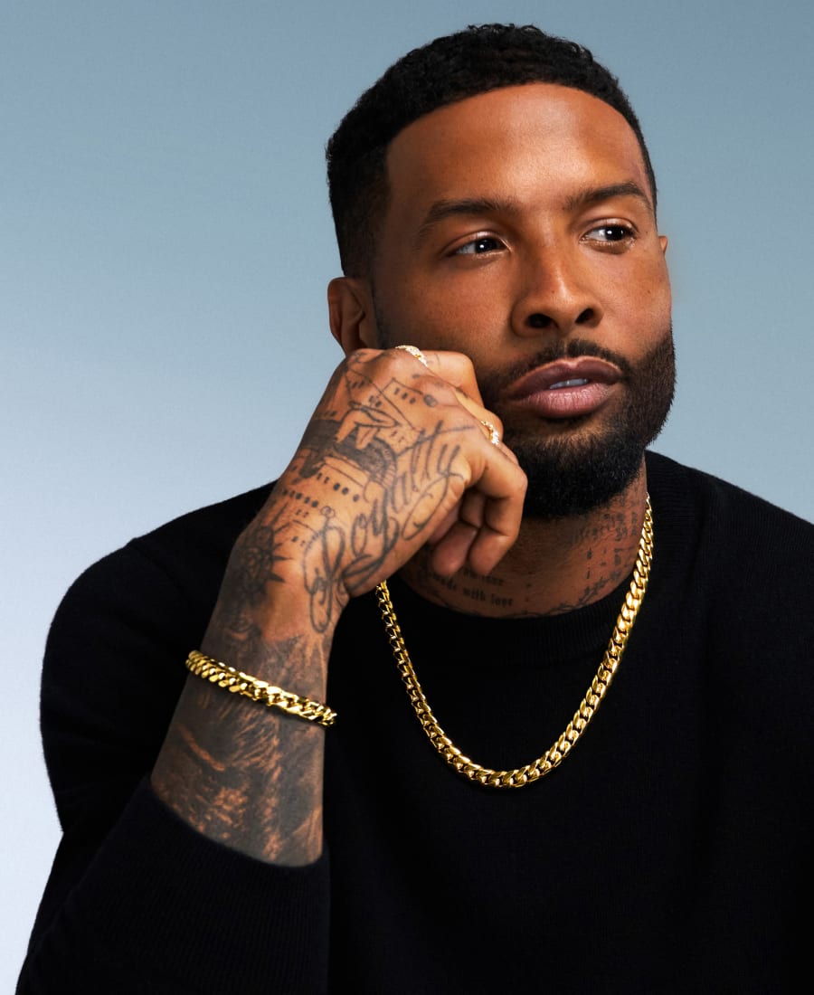 Odell Beckham Jr. wearing a gold Cuban link chain