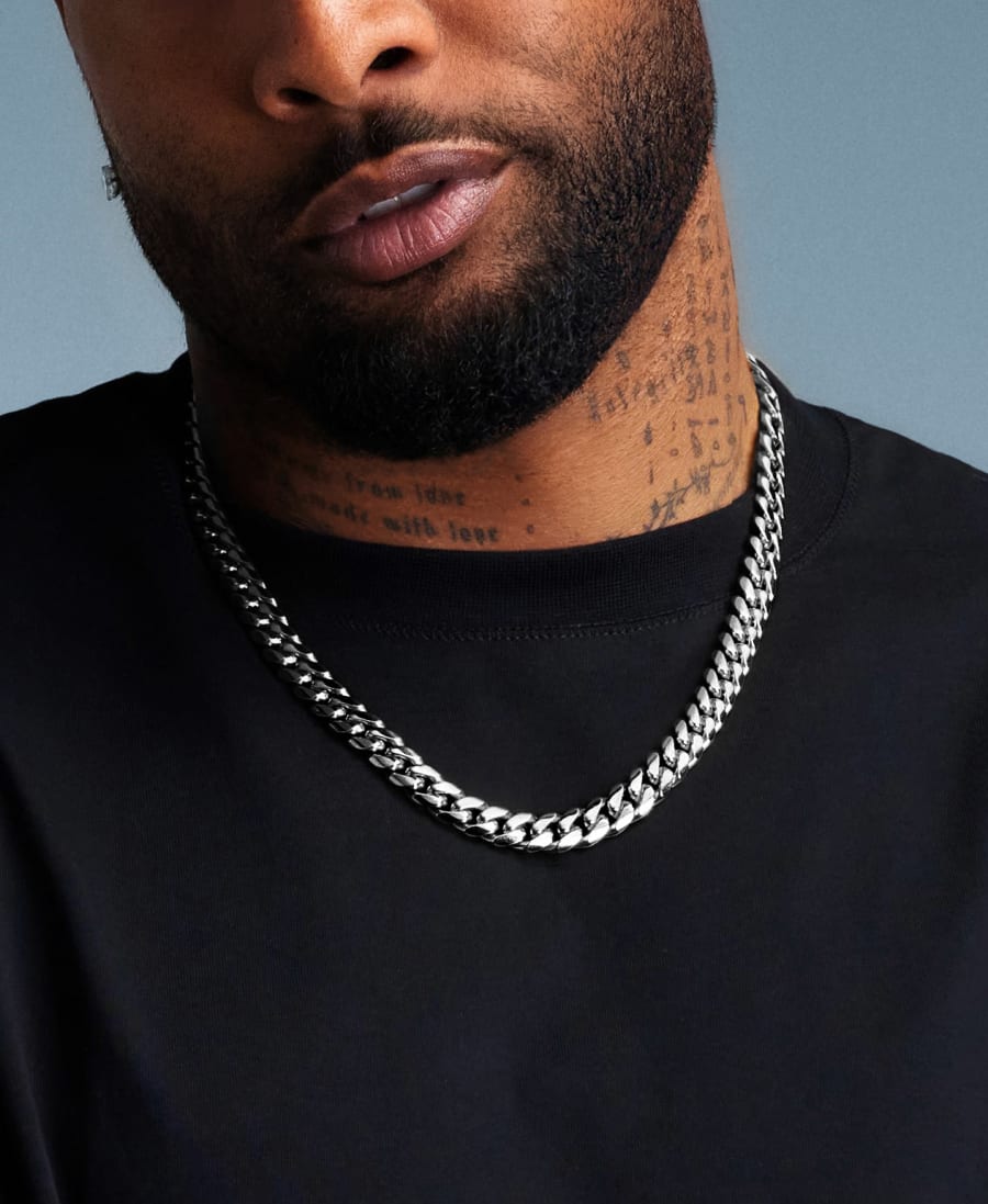 Close-up of Odell Beckham Jr. wearing a silver Cuban link chain