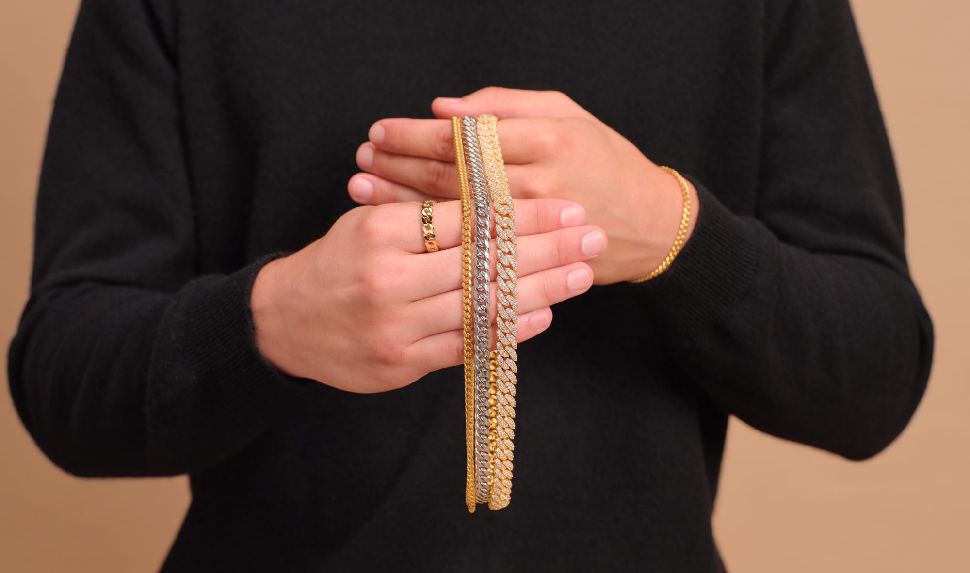 Picture of How to Keep Necklaces and Chains from Tangling
