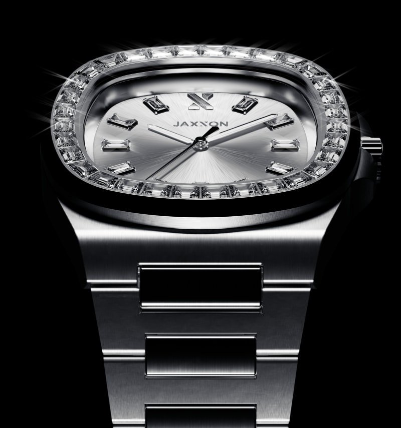 Scratch-Proof Sapphire Crystal