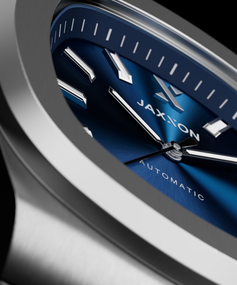 Scratch-Proof Sapphire Crystal