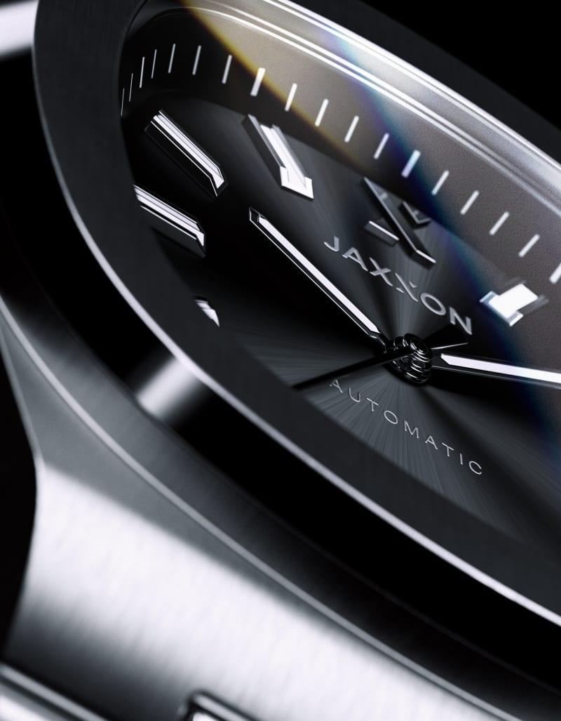Scratch-Proof Sapphire Crystal
