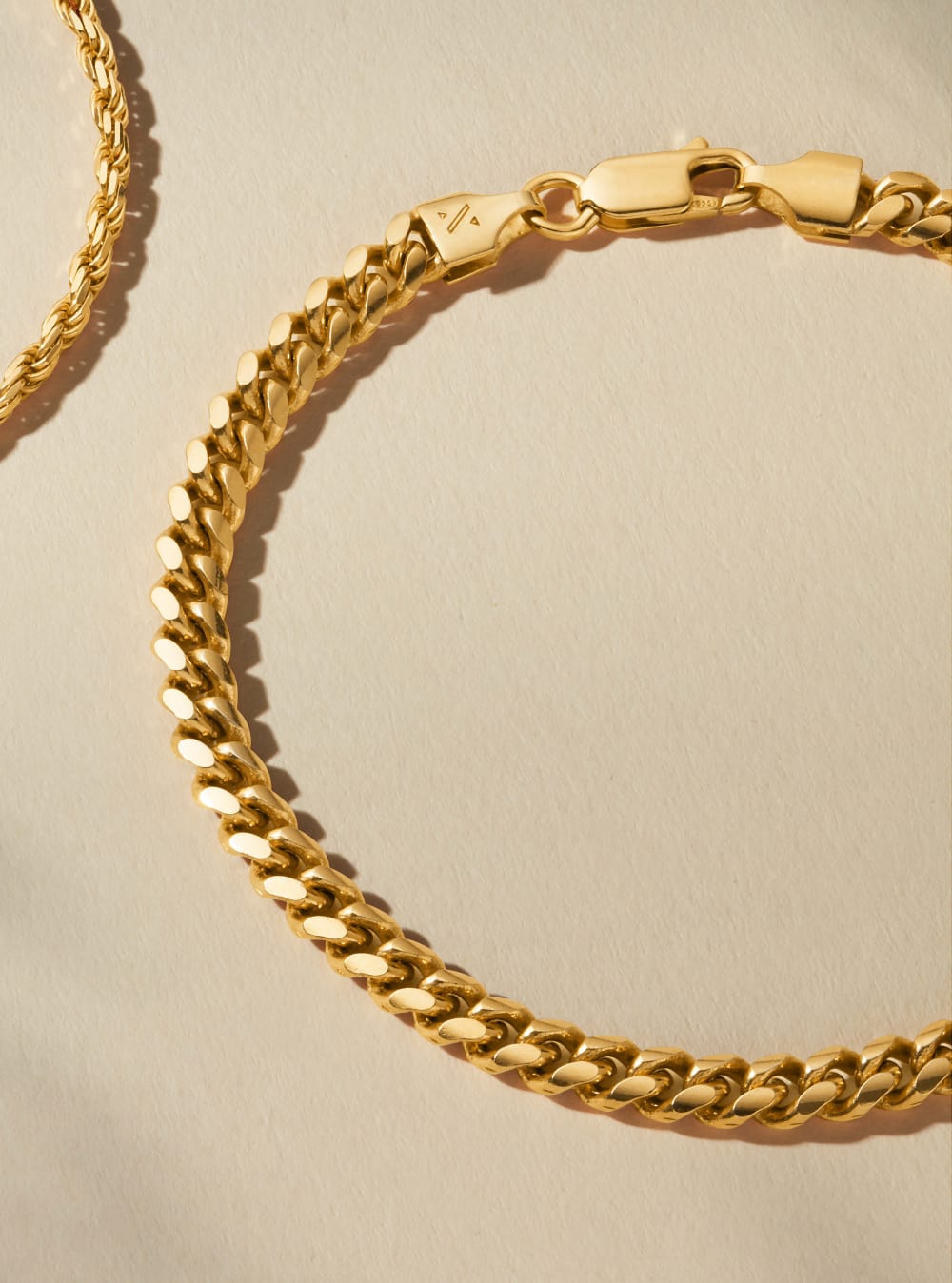 Cuban Link Bracelet - 5mm Gold - Made With Precious Metals
