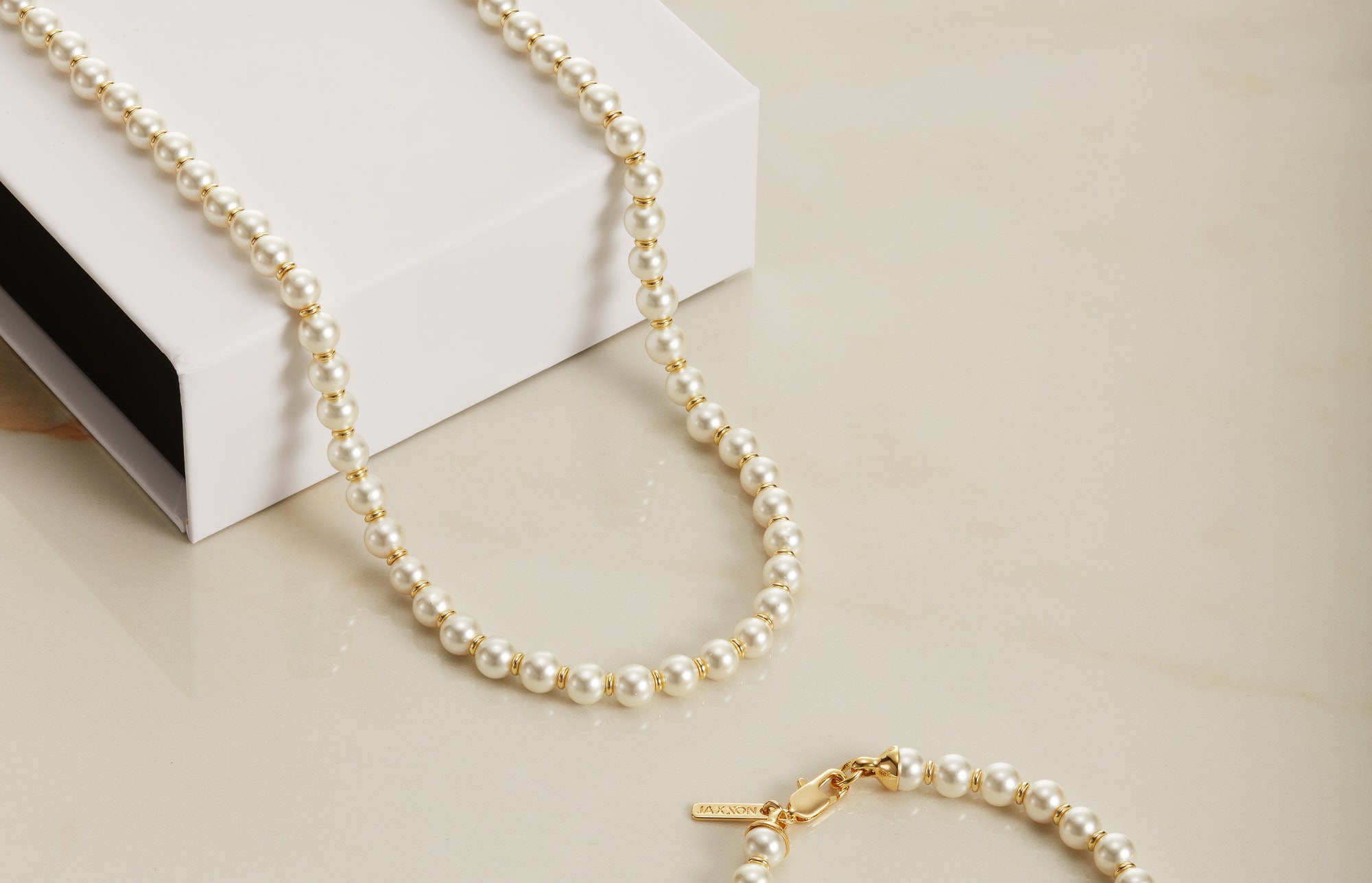Picture of 4 Pearl Gift Ideas for Men