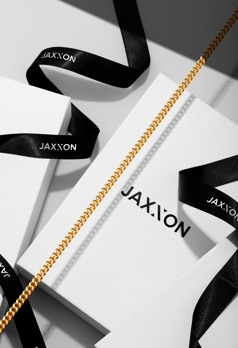 Picture of Discover the Perfect Shine: The JAXXON Holiday Jewelry Gift Guide