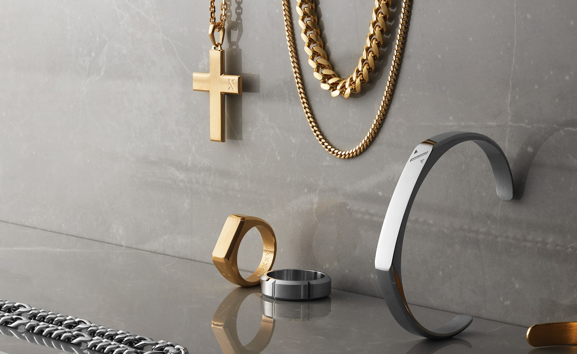 Picture of 5 Bachelor Party Jewelry Gift Ideas 