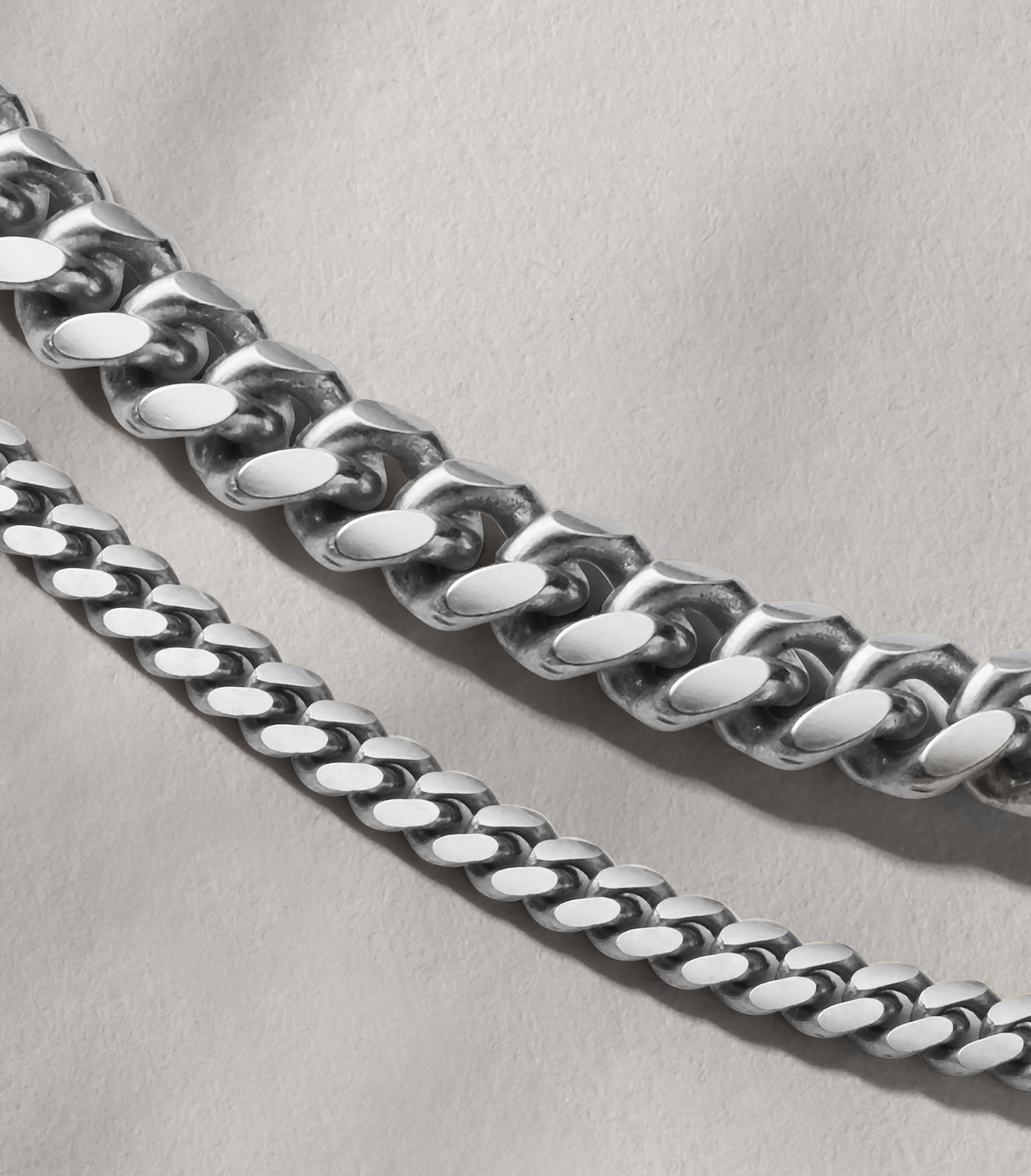 Image Cuban Chain Stack - 5mm 3mm Silver - Crafted in Italy
