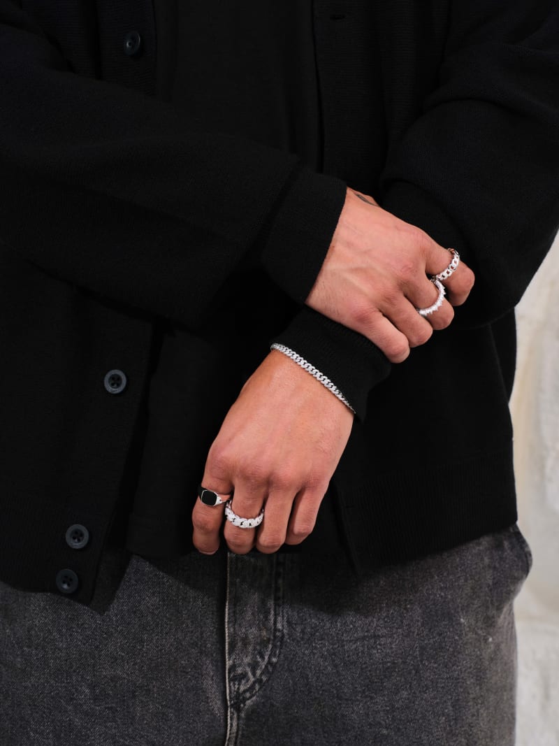 How to Wear Multiple Rings: Men's Style Guide